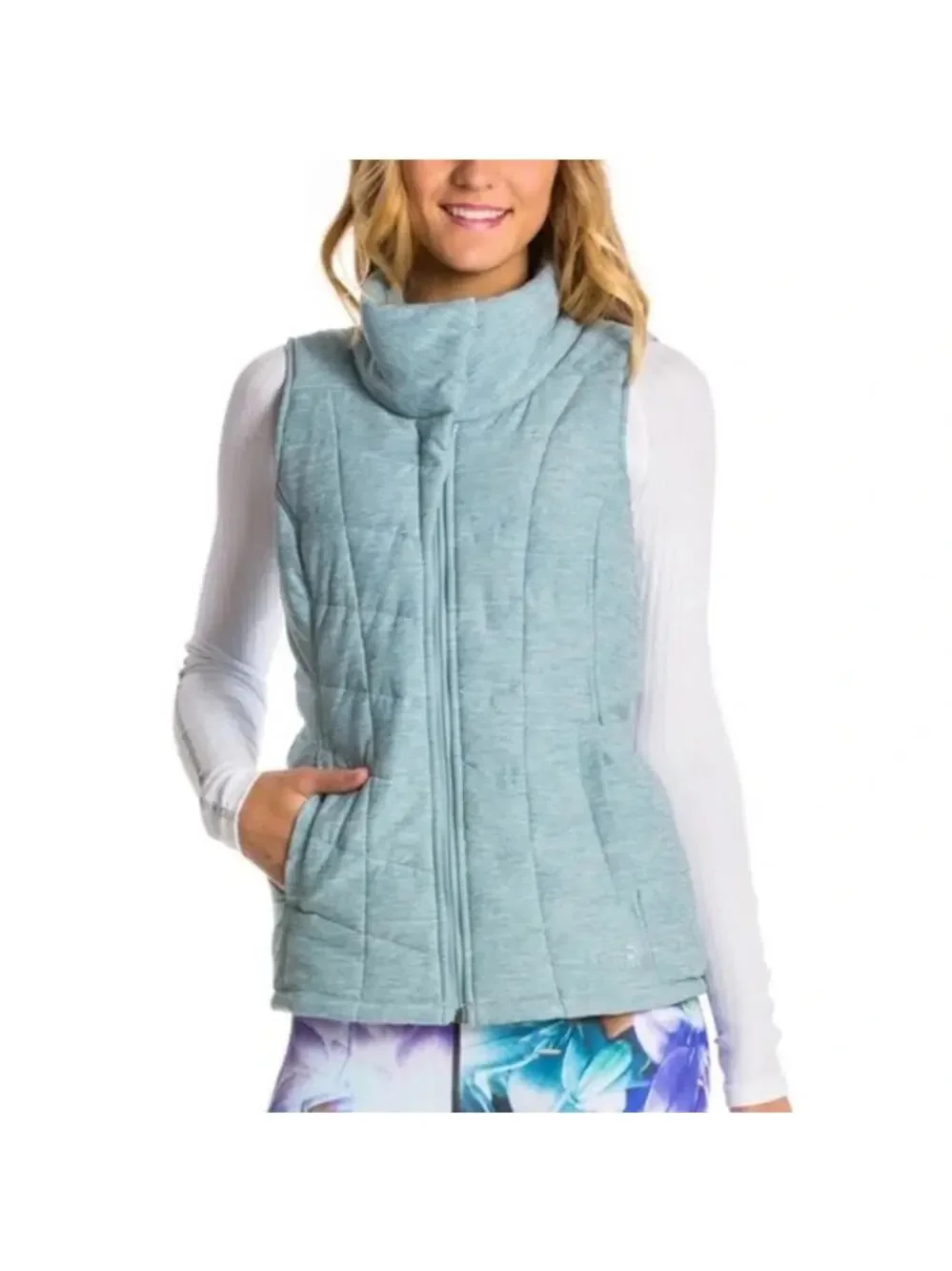 The North Face Women's Heather Blue Zip Up Performance Pseudio Puffer Vest
